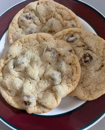Delicious chocolate chip cookies 