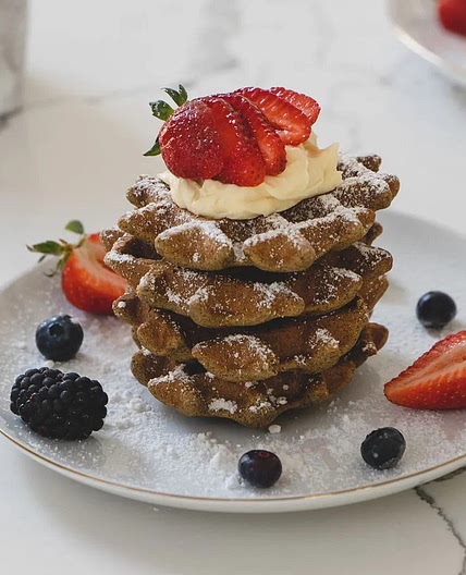 Healthy Fluffy Waffles 🧇