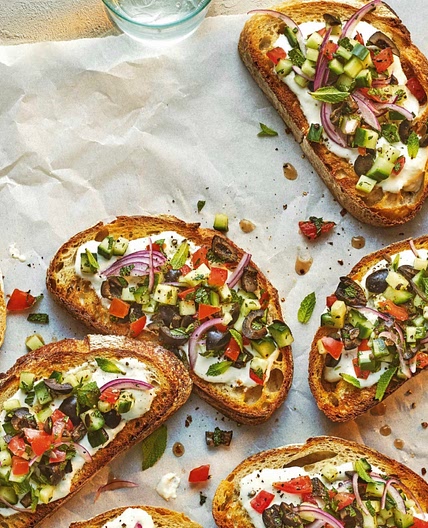Greek salad open sandwiches 