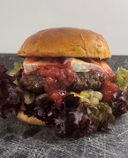 Sweet and salty camembert Burger