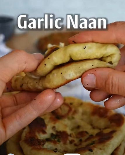 Garlic naan