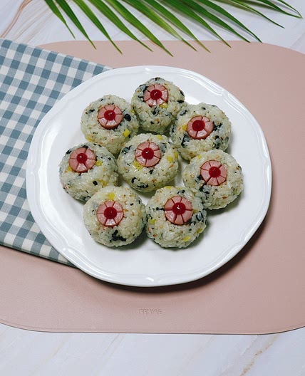 비엔나소시지 꽃 주먹밥