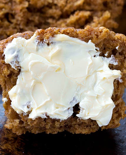 Applesauce Muffins