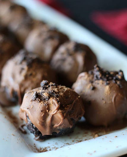 Easy OREO Truffles