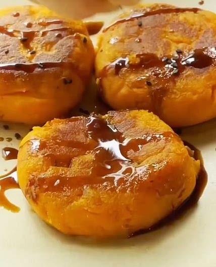 Melty Cheesy Sweet potato Mochi 🧀 by