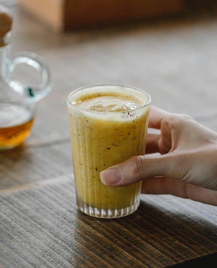 Apple Banana Milk Smoothie
