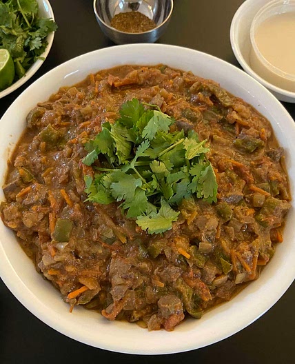 Beef Liver with Tomato and Green Pepper