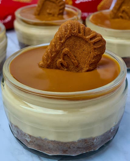 Lotus biscoff cheesecake