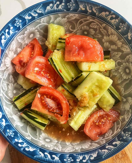 Asian Style Salad—Smashed Cucumber and Tomatoes — Angiela Eats - Quick, Easy, & Delicious Recipes