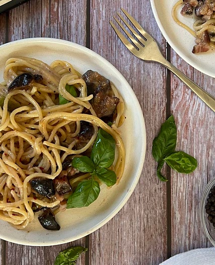 Cacio E Pepe with Bacon and Figs