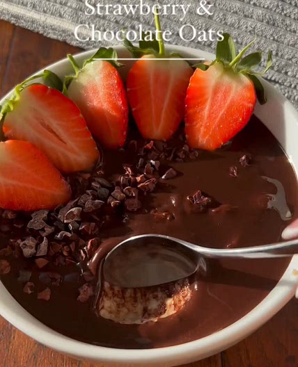 Strawberry and Chocolate Oats