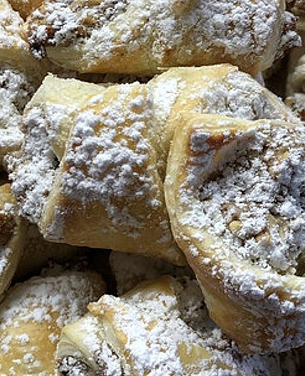Schnelle Blätterteig - Nusskipferl