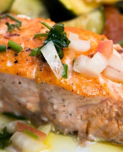 Gebratene Zucchini mit Lachs