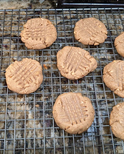 Magic peanut butter cookies