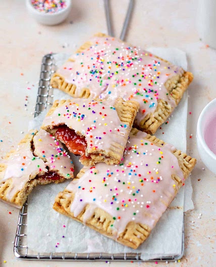 Raspberry Funfetti Pop Tarts