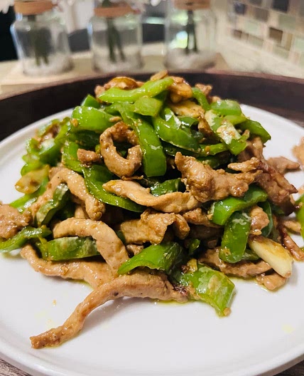Green Pepper With Sliced Porkloin Stir Fry | 青椒炒肉