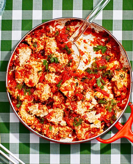 Spicy Tofu Scramble With Tomato and Ginger