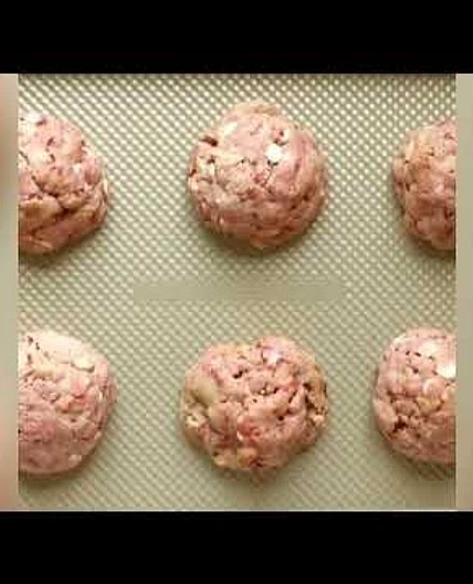 Strawberry sugar cookies
