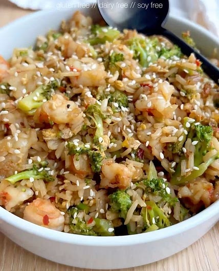 shrimp & broccoli fried rice 🍤🥦