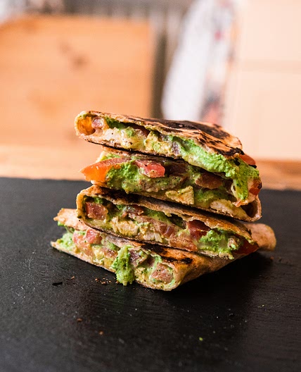 15-Minute Healthy Chicken Quesadilla