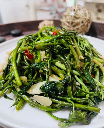 Sweet Potato Leaves Stir Fry | 辣炒红薯叶