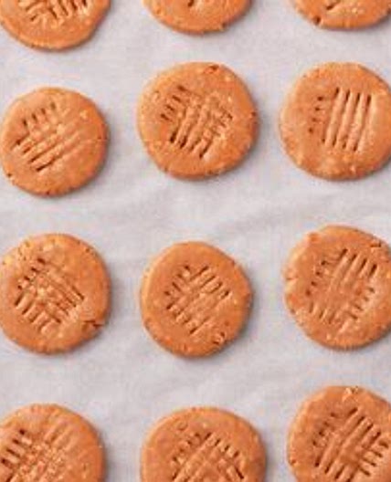 Easy Peanut Butter Cookies (2-Ingredients)