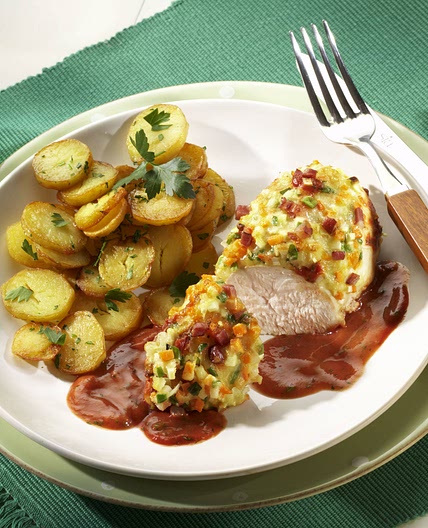 Hähnchenbrust mit Gemüse-Speck-Kruste