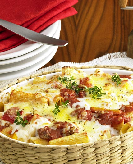 Nudelauflauf mit Bolognese