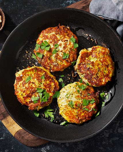 Zucchini- och ostbiffar