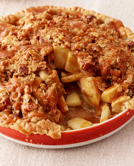 You'll Love the Hint of Caramel in This Delicious Pioneer Woman Apple Pie Recipe
