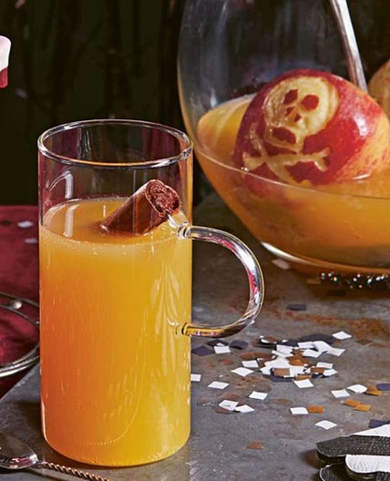 Add This 3-Ingredient 'Poison Apple' Cider to Your Halloween Menu Stat
