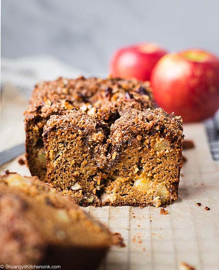 Apple Bread with Crumble Topping (Paleo)