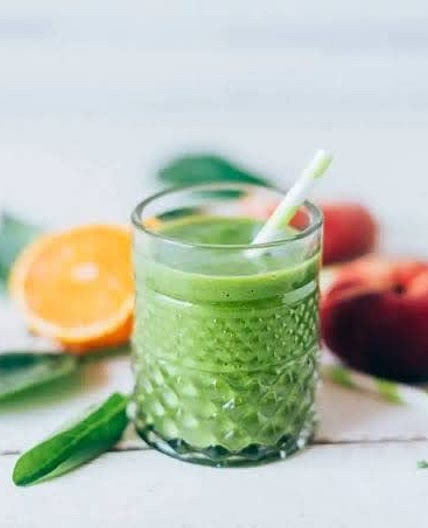Jugo verde espinaca-naranja 