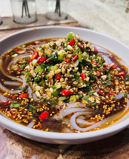 Szechuan Mung Bean Jelly Noodles | 伤心凉粉