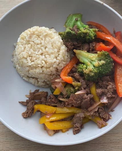 Steak Stir Fry with Peppers and Broccoli