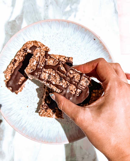 HOMEMADE PROTEIN BAR