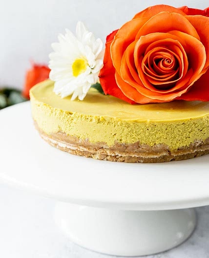 Vegan Golden Milk Cheesecake