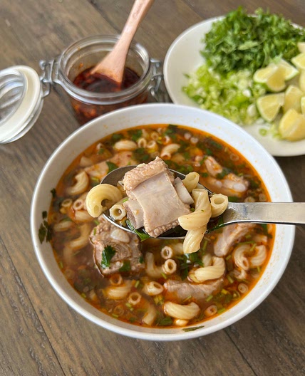 Pork spare ribs soup with macaroni