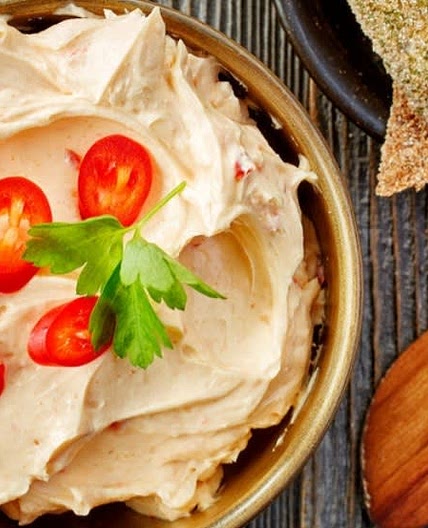 Sandwich mit Tomato-Cheese-Cream