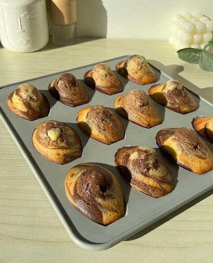 Marbled madeleines
