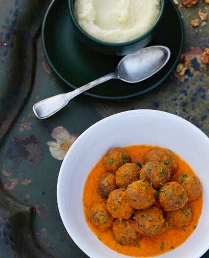 Nut Balls in Tomato Sauce