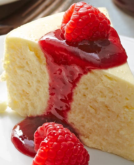 Slow cooker lemon-raspberry cheesecake