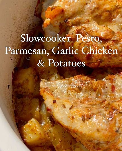 Slowcooker Pesto, Parmesan, Garlic Chicken &amp; Potatoes 🍗 (483 cals a serving) You would never ever think this came from a Slowcooker. Juicy chicken with potatoes cooked in garlic, pesto, parmesan and chicken juices. Absolutely unreal. This recipe serve