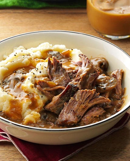 Here's the Right Way to Make Pot Roast in Your Slow Cooker