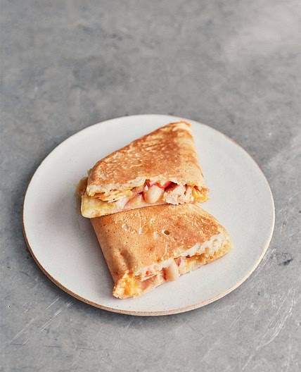 Speedy folded flatbread