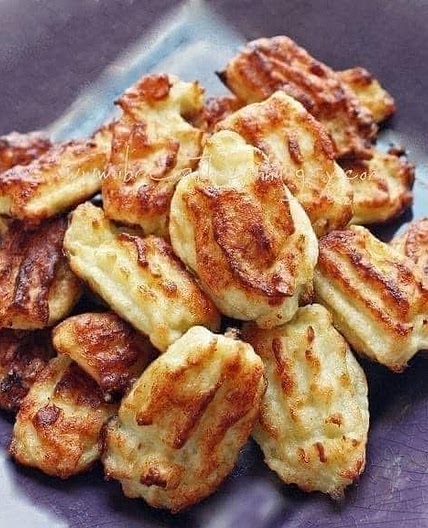 Cheesy Cauliflower Tater Tots