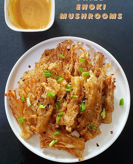 Fried enoki mushrooms