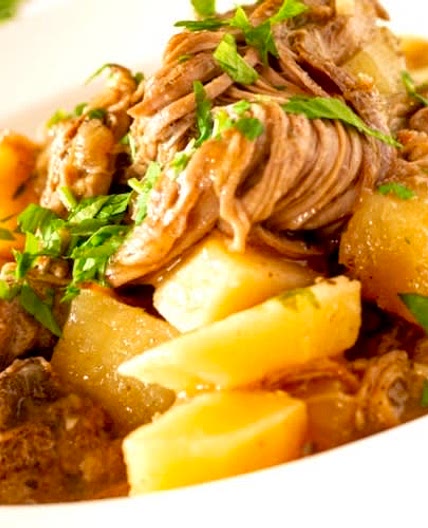 Yakhnit Batata or Potato & Beef Stew