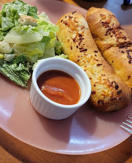 Pizza crescent rolls