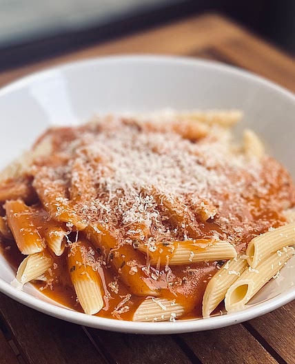 Mom’s Comforting Quick&Easy Tomato Sauce Pasta
